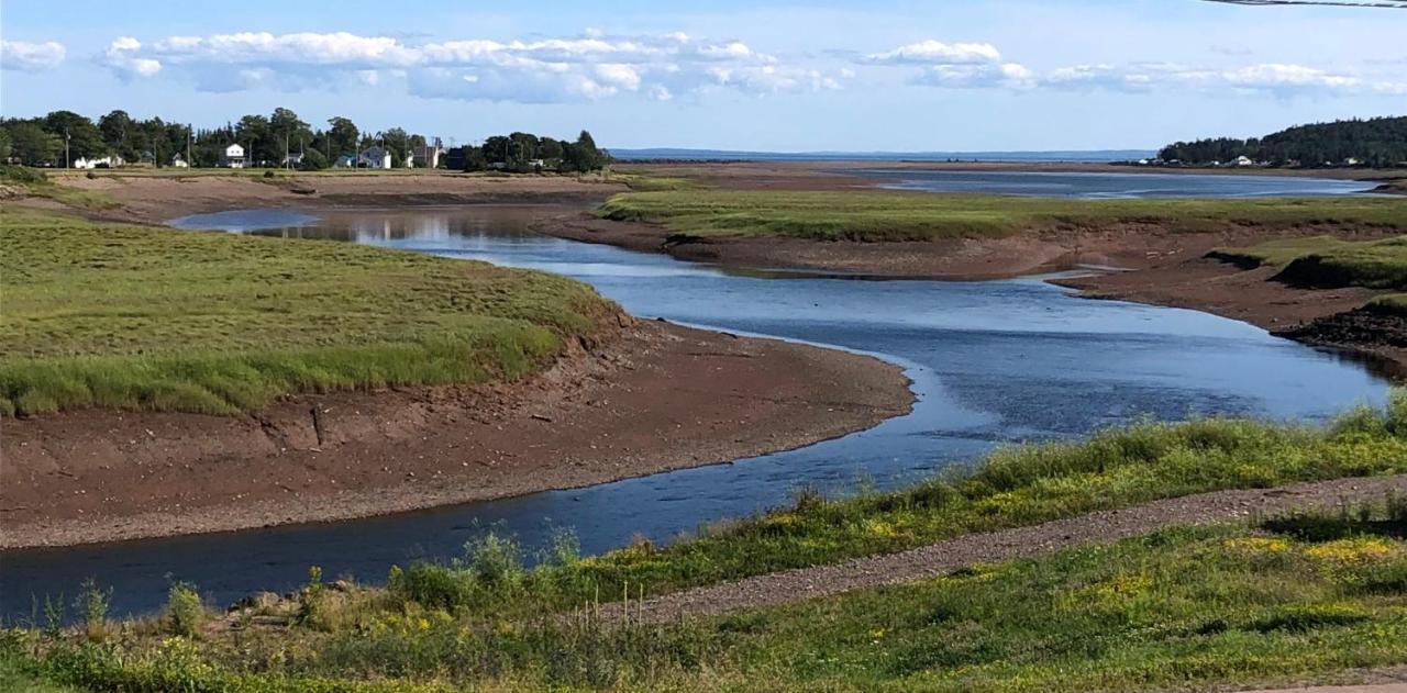 Pleasant Street Inn Parrsboro Экстерьер фото
