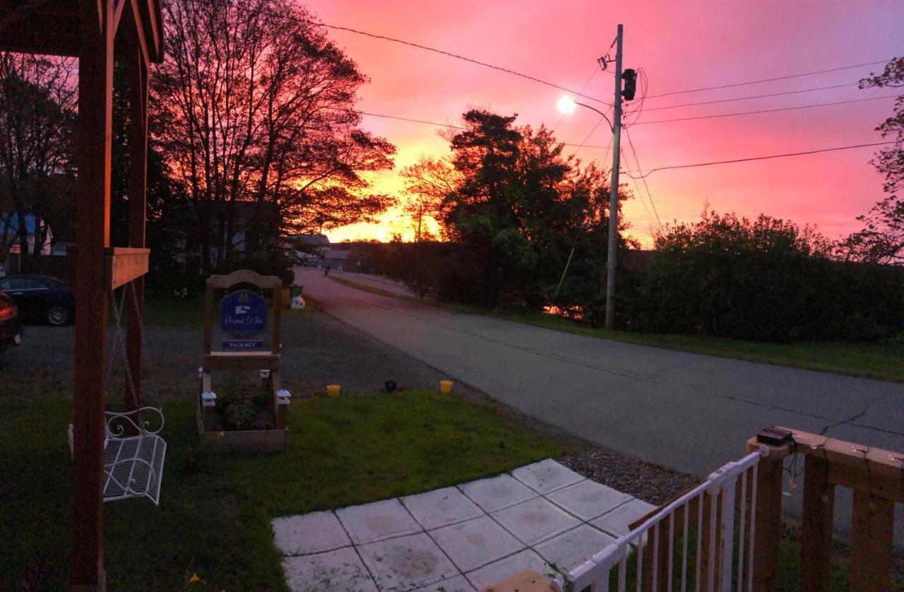 Pleasant Street Inn Parrsboro Экстерьер фото