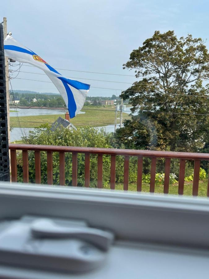 Pleasant Street Inn Parrsboro Экстерьер фото