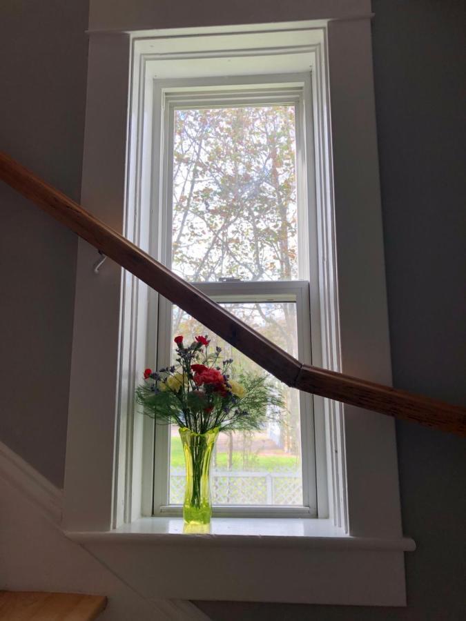 Pleasant Street Inn Parrsboro Экстерьер фото