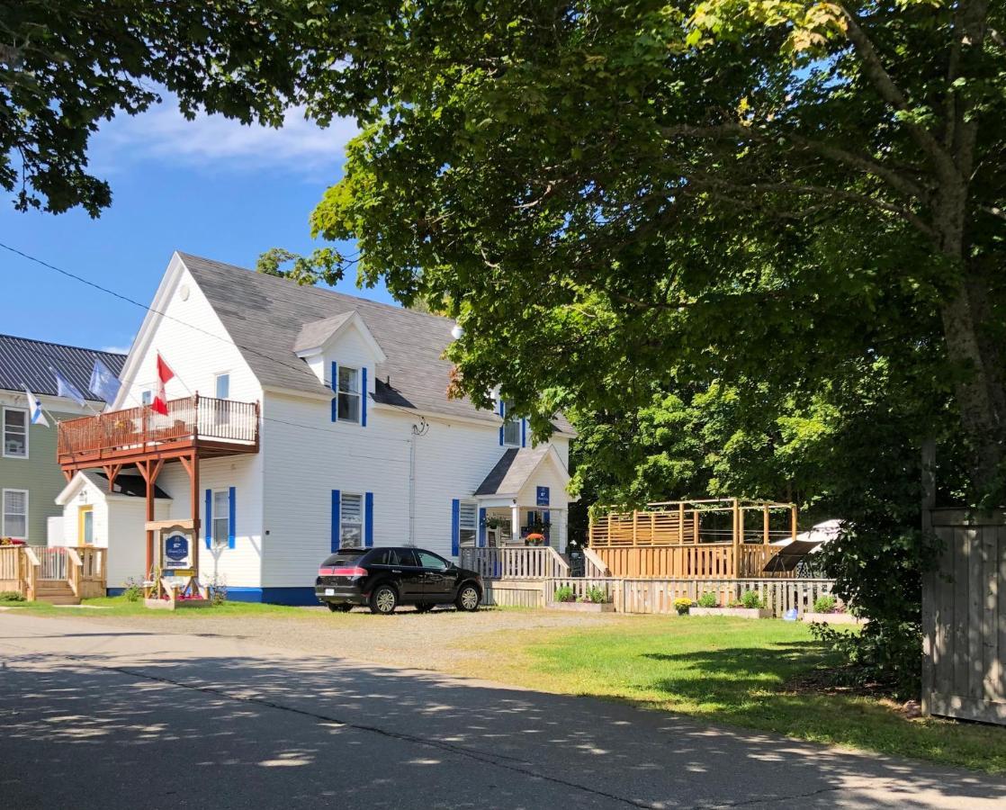 Pleasant Street Inn Parrsboro Экстерьер фото