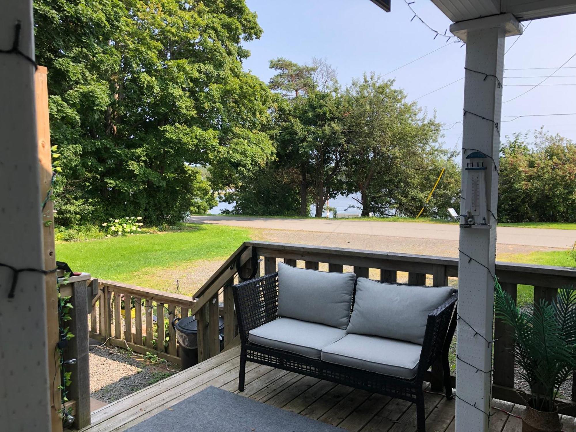 Pleasant Street Inn Parrsboro Экстерьер фото