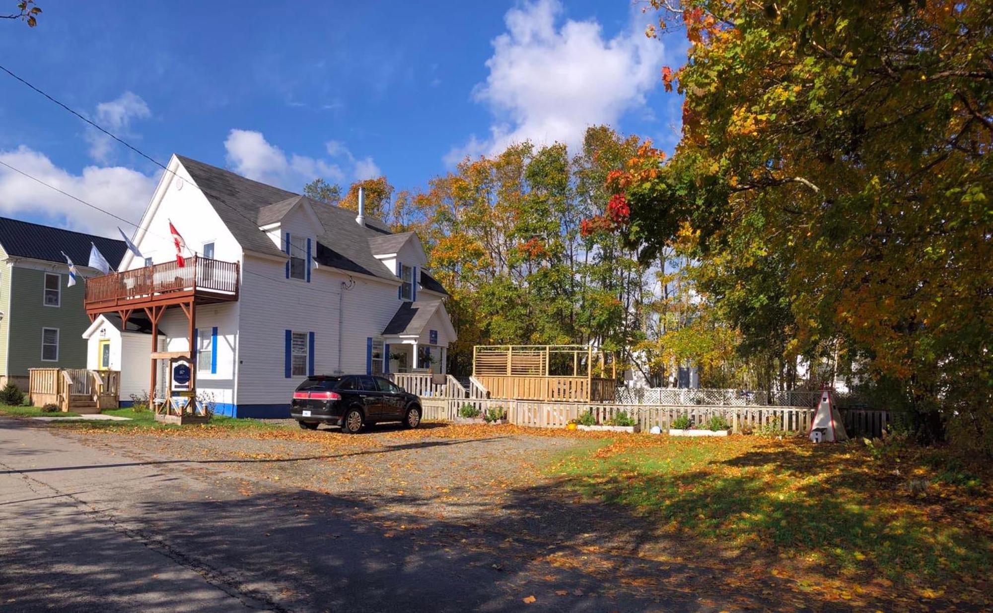 Pleasant Street Inn Parrsboro Экстерьер фото
